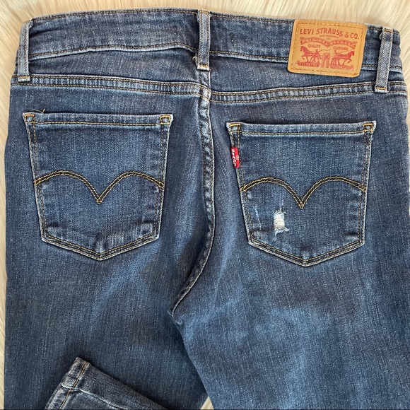 ❤️Levi’s❤️ Distressed Medium Wash Jeans Size 27 - Picture 6 of 13